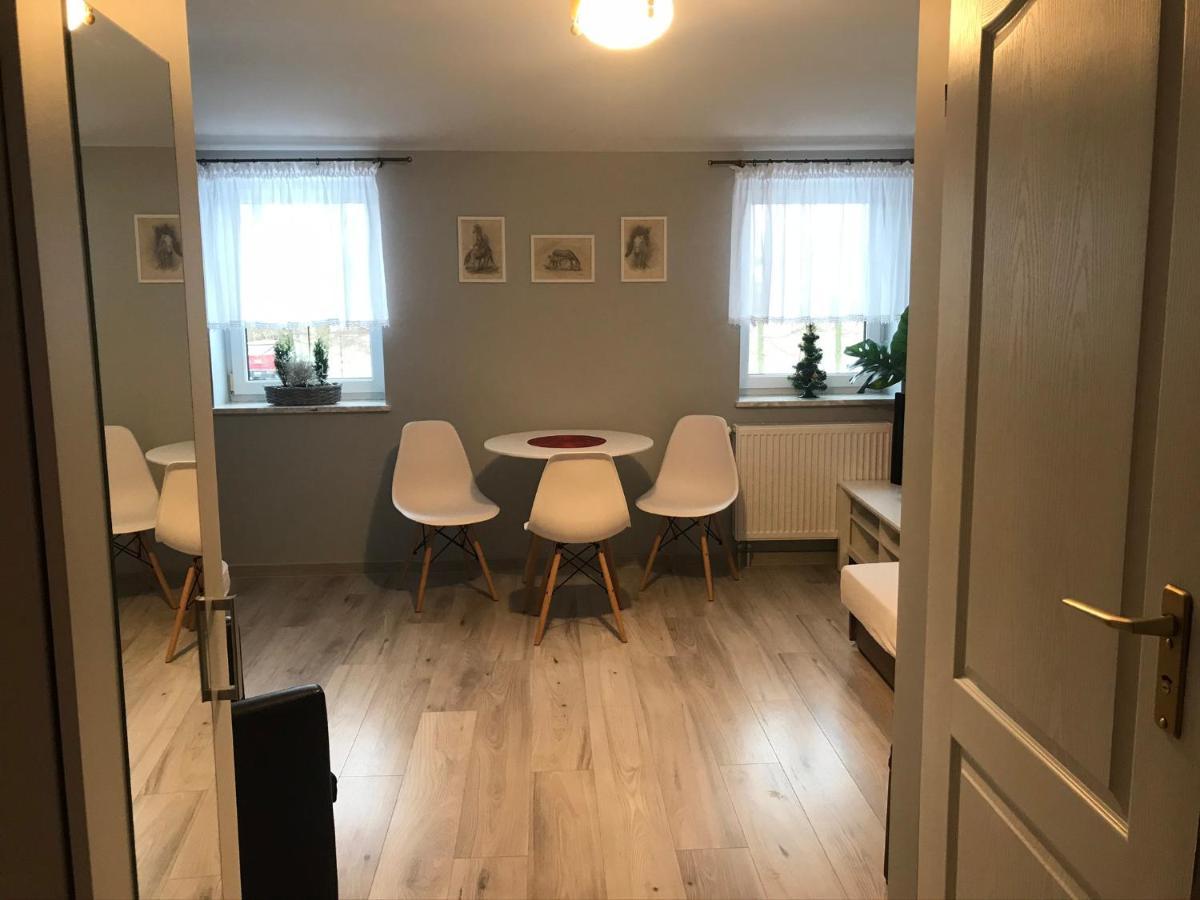 Stajnia Pod Debem Bed & Breakfast Starachowice Exterior photo