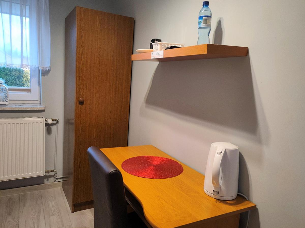 Stajnia Pod Debem Bed & Breakfast Starachowice Exterior photo