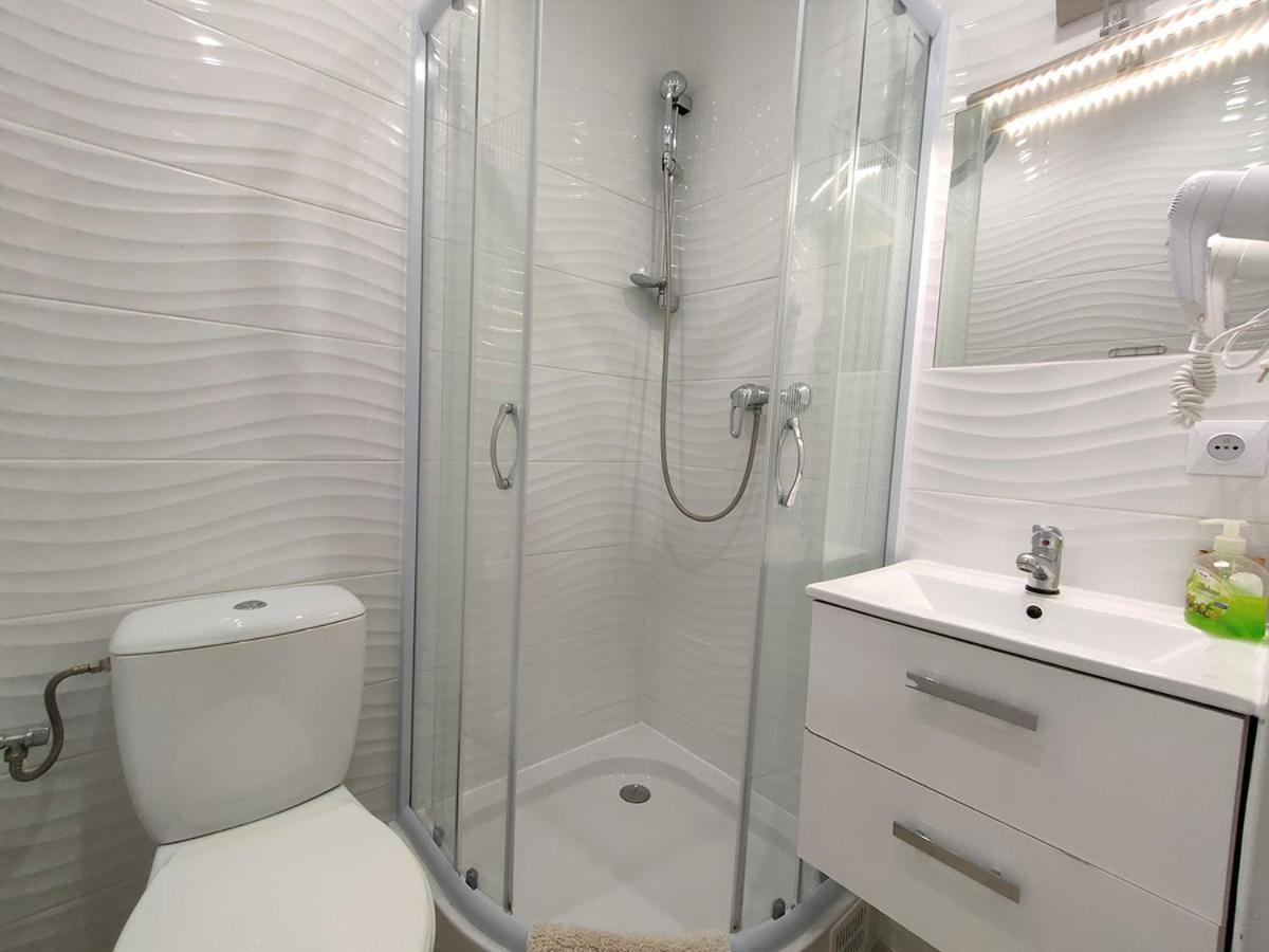 Stajnia Pod Debem Bed & Breakfast Starachowice Exterior photo