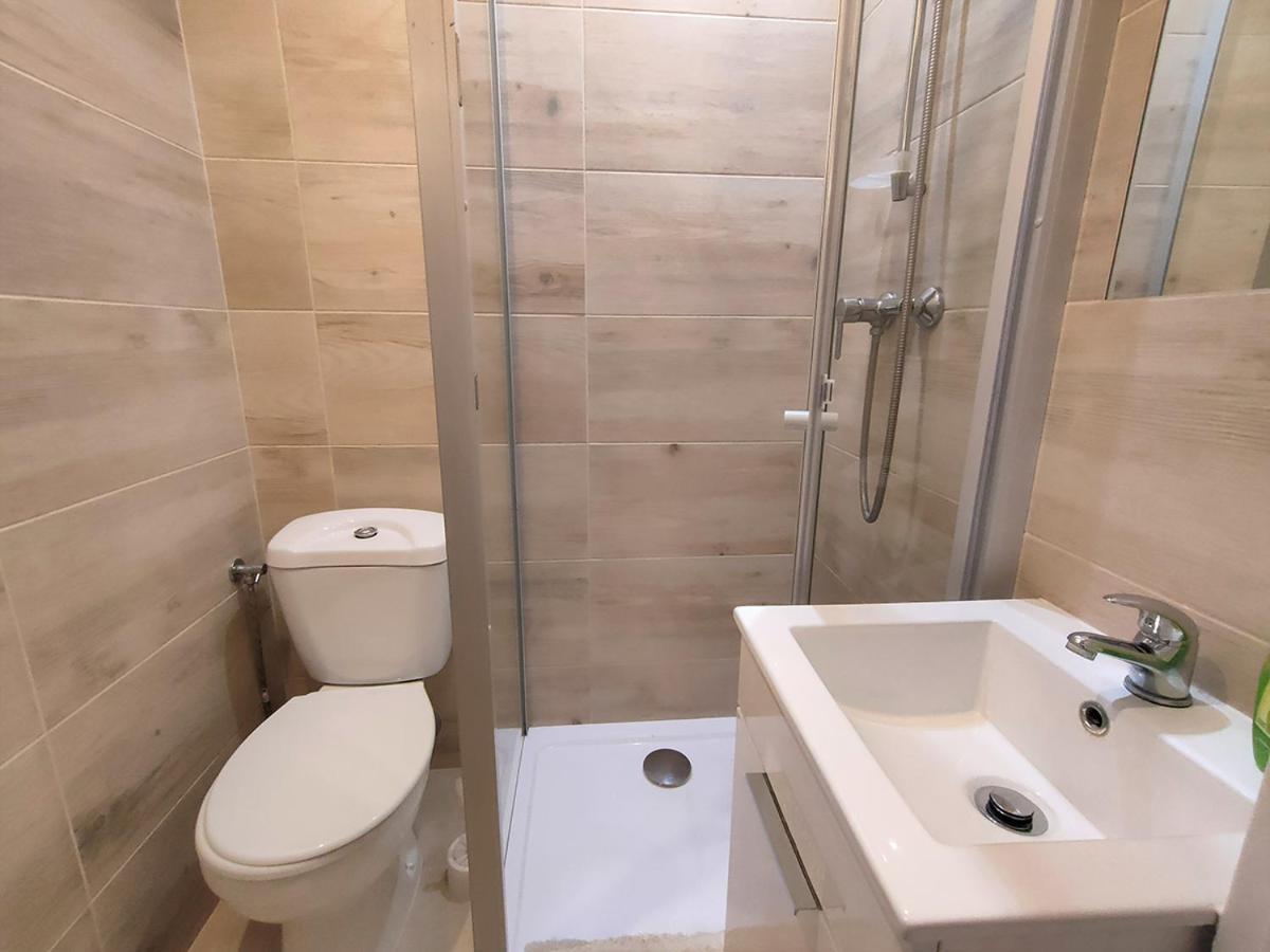 Stajnia Pod Debem Bed & Breakfast Starachowice Exterior photo