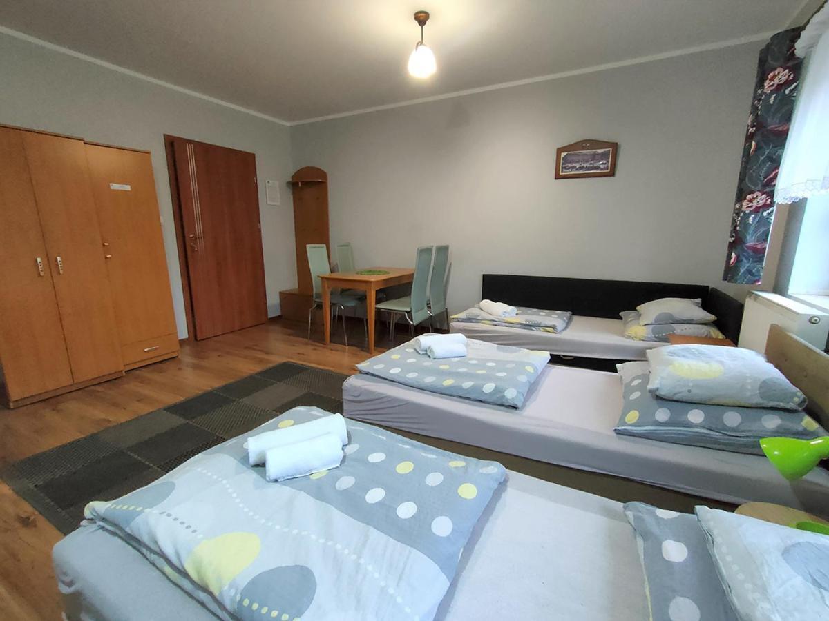 Stajnia Pod Debem Bed & Breakfast Starachowice Exterior photo